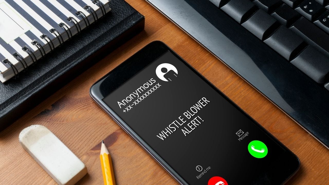 smartphone whistleblower